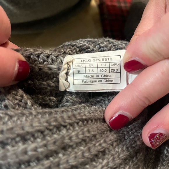 UGG Sweater Boots - Picture 4 of 4